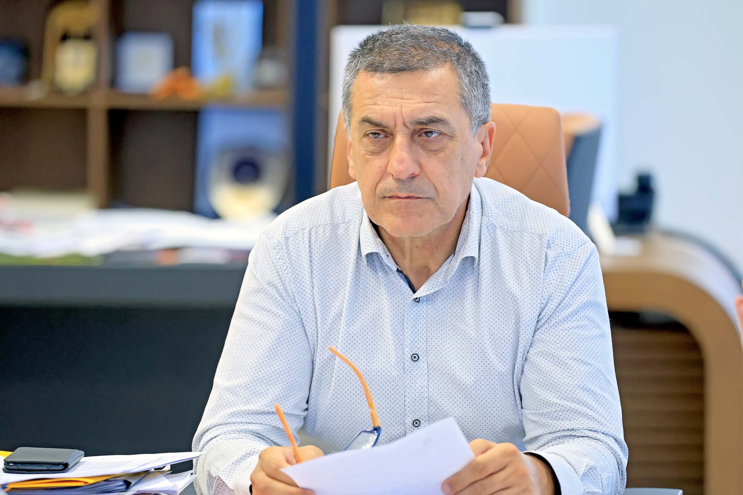 Ανακοίνωση -διαμαρτυρία του Περιφερειάρχη Θεσσαλίας Δημήτρη Κουρέτα για το κλείσιμο των εκδοτηρίων της Hellenic Train σε σταθμούς της Θεσσαλίας