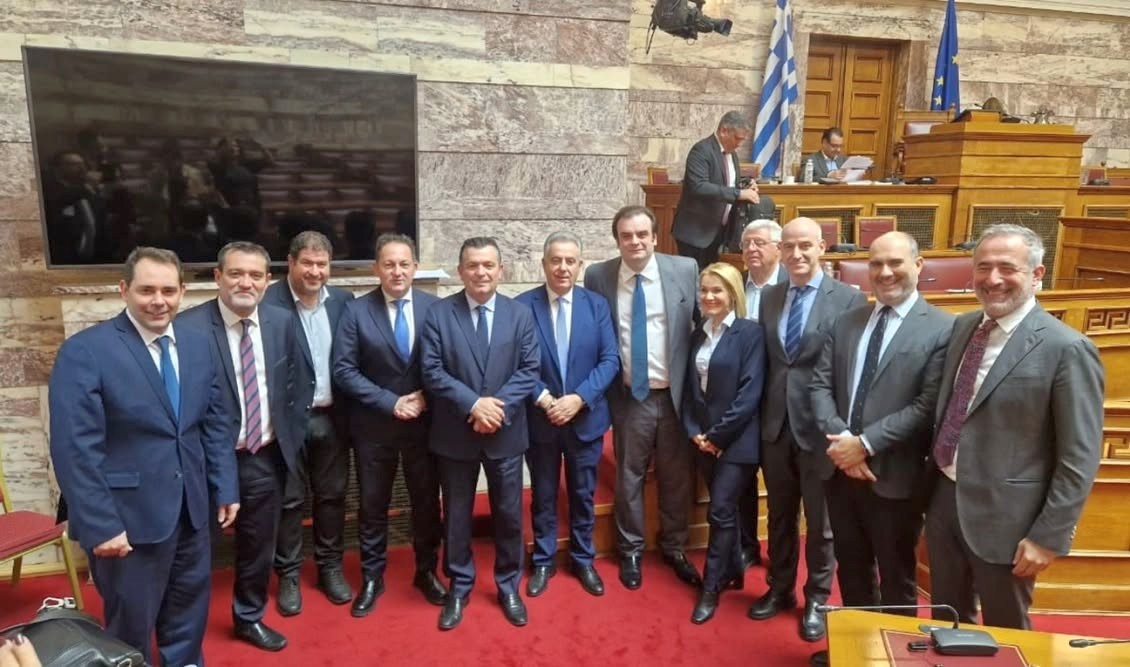 Ψηφίστηκε η διάταξη για τα νεκρά ψάρια στον Παγασητικό – Ενισχύονται οι επιχειρήσεις χωρίς καμία παρακράτηση