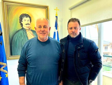 Ανέλαβε καθήκοντα νέος Δ/ντης Διοικητικών και Οικονομικών Υπηρεσιών στον Δήμο Ρήγα Φεραίου