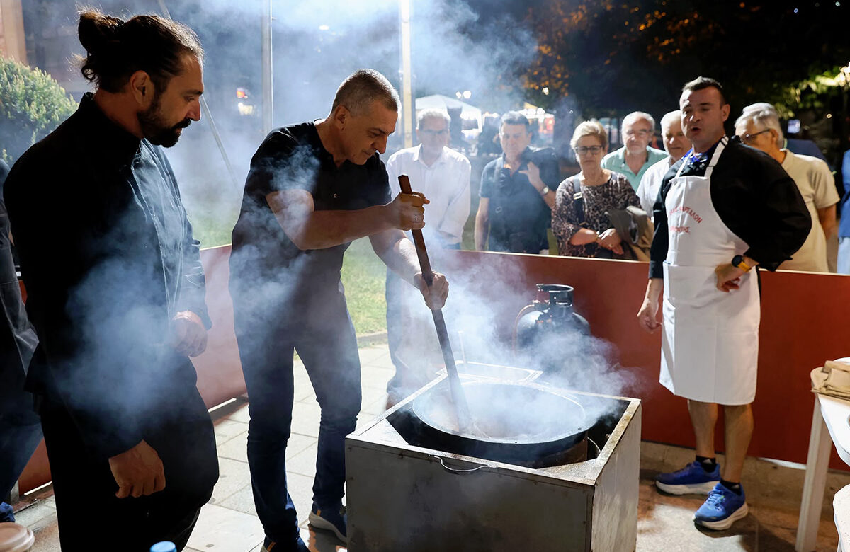 Με τον καλύτερο τρόπο έκλεισε η 19η Γιορτή Χαλβά στα Φάρσαλα – Ένα τριήμερο που ξεπέρασε κάθε προσδοκία