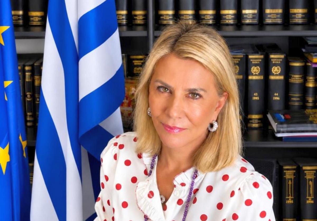 Ζ. Μακρή: «Πρόσληψη 2 ιατρών στο ΚΥ Σκιάθου και 1 ΤΕ Ραδιολογίας στο ΚΥ Σκοπέλου»